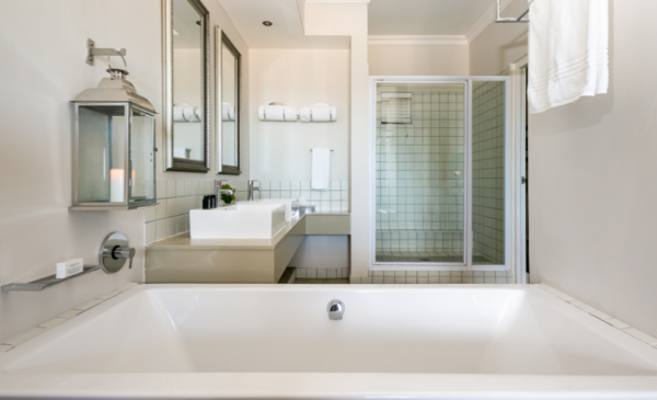 Accommodation for a Couples Trip in Hermanus - Image 4