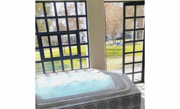 A Luxurious Spa Package in the Winelands of Gauteng - Image 7