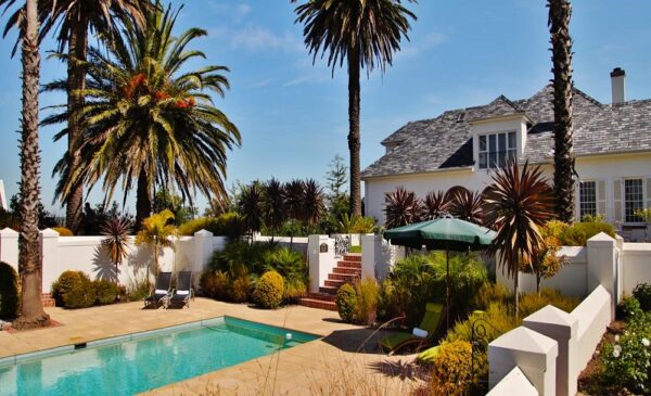 Stay at a 5-Star Guesthouse in the Cape Winelands - Image 4