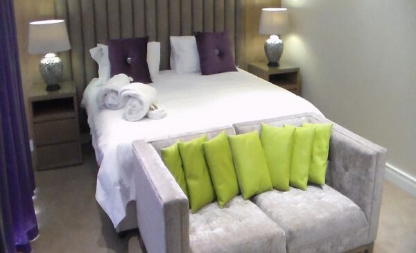 A 5* Guesthouse in the Cape Winelands - Image 10