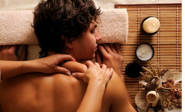 A Pamper Package for 2 - Image 2