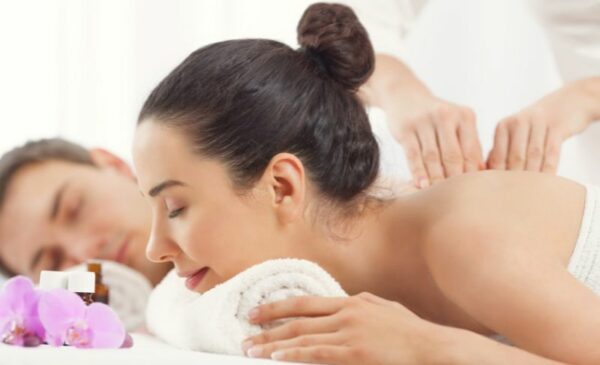 couple's spa package Square Hotel