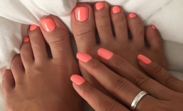 Luxury Gel Overlays for Hands and Toes - Image 3