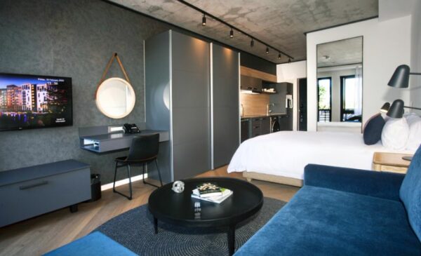 A 2-Night Stay in A Studio Apartment in Century City - Image 5