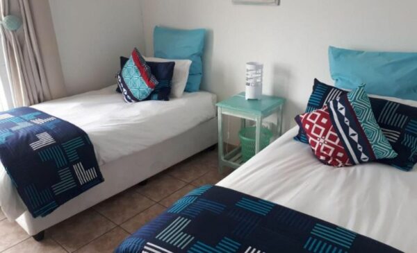 Sea Views at A 1 Night Stay for 6 in Margate - Image 6