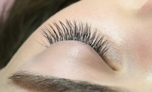 lash extensions Meredale