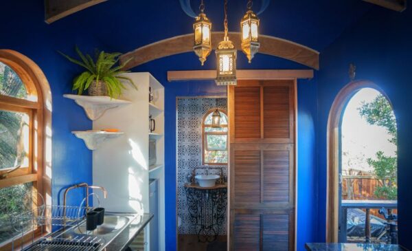 A Romantic 1-Night Stay in a Luxury Vardo in Wilderness - Image 17