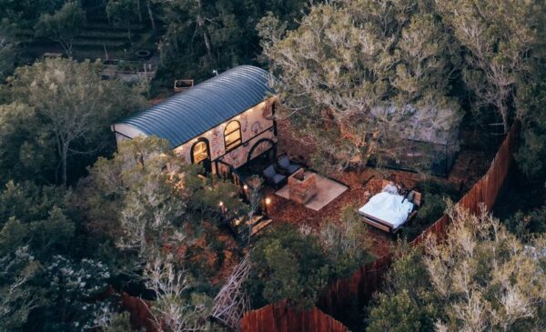A Romantic 1-Night Stay in a Luxury Vardo in Wilderness