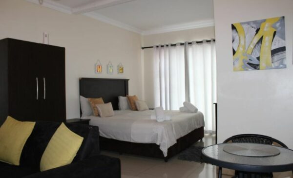A 1-Night Stay for 2 and a Spa Treatment Voucher in Musgrave - Image 5