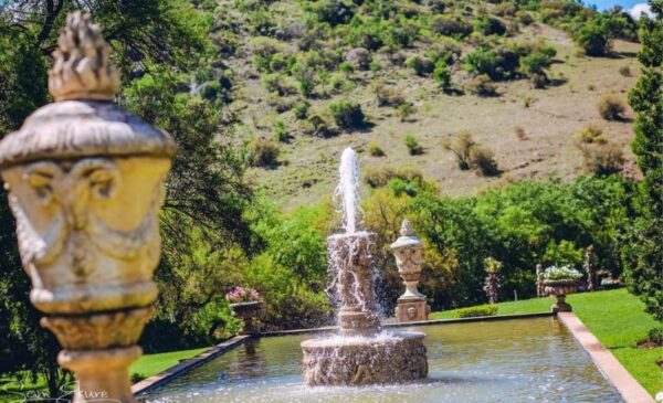 A Gourmet Picnic for 2 in River Valley - Image 3