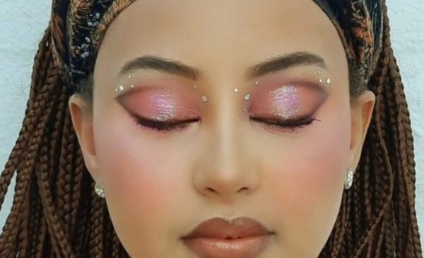 A Beauty Makeup Masterclass - Image 9