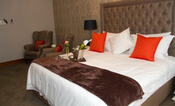 A Luxurious 1-Night Stay for 2 People in Sandton - Image 4