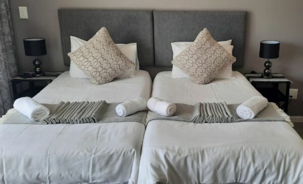 Enjoy a 1-Night Stay for 2 People in Knysna - Image 5
