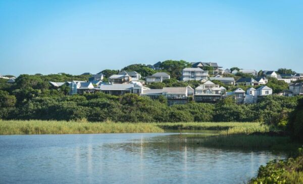 A Luxurious 1-Night Stay for 2 at a Prestigious Golf Course