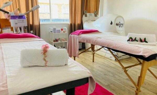 A Relaxing Spa Package for 2 People in Parkhurst - Image 3