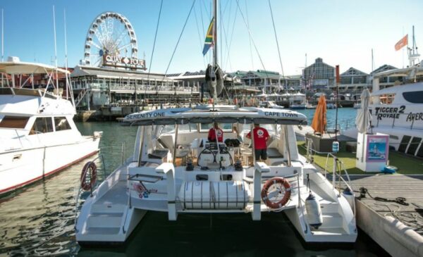 A Serene 60-Minute Cruise for Two People in Cape Town - Image 11