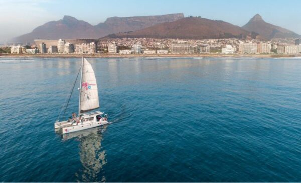 A Serene 60-Minute Cruise for Two People in Cape Town - Image 12