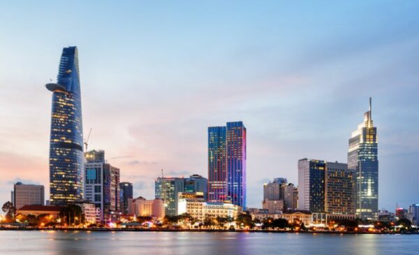 Experience a 10 Day Tour from Hanoi to Ho Chi Minh City - Image 12