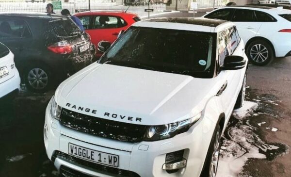 Get Two Executive Car Washes in Cape Town - Image 6