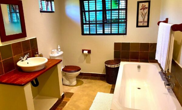 A 1-Night Stay for 4 in a Self-Catering Cottage in Margate - Image 3