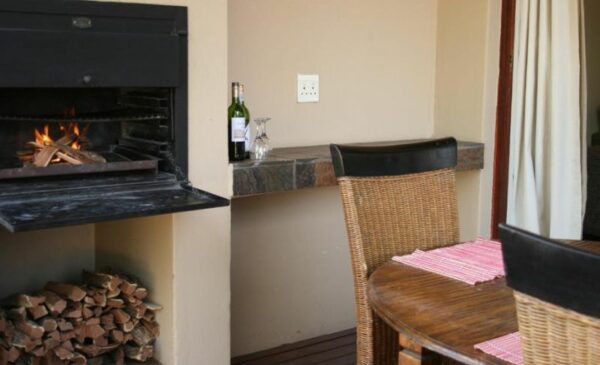 Enjoy a 2-Night Self-Catering Stay in Modimolle - Image 3