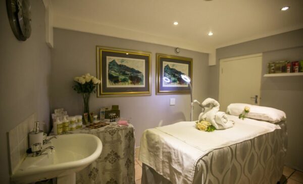 A Bonding Couples Massage in Cape Town - Image 3