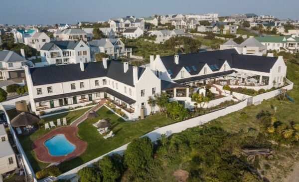 A Coastal Farmhouse Stay for 2 in Langebaan - Image 3