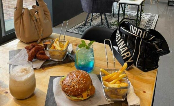 Scrumptious Burger & Delicious Drink In Berea - Image 6