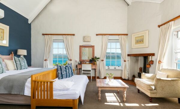A Coastal Farmhouse Stay for 2 in Langebaan - Image 7