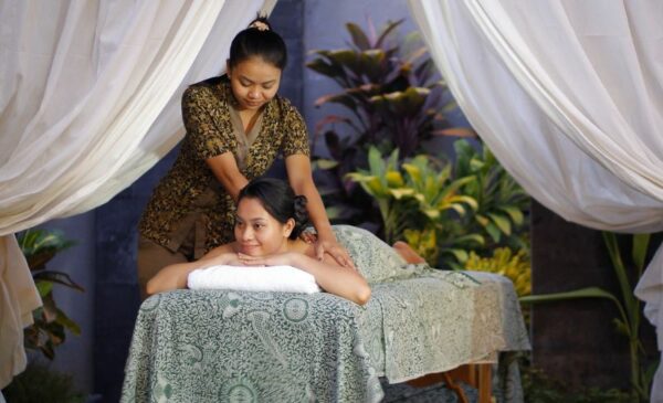 A Splendid 5-Night Villa Stay for 4 People in Bali - Image 17