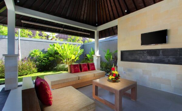 A Splendid 5-Night Villa Stay for 4 People in Bali - Image 11