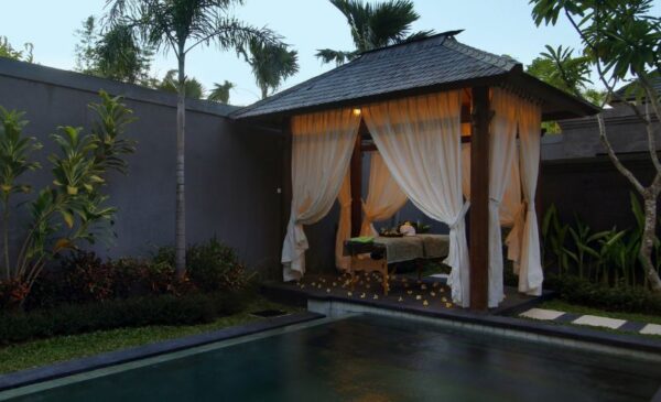 A Splendid 5-Night Villa Stay for 4 People in Bali - Image 16