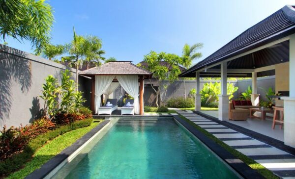 A Splendid 5-Night Villa Stay for 4 People in Bali - Image 14