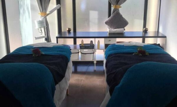 A Pamper Package for 2 People in Century City - Image 4