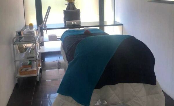 A Pamper Package for 2 People in Century City - Image 8