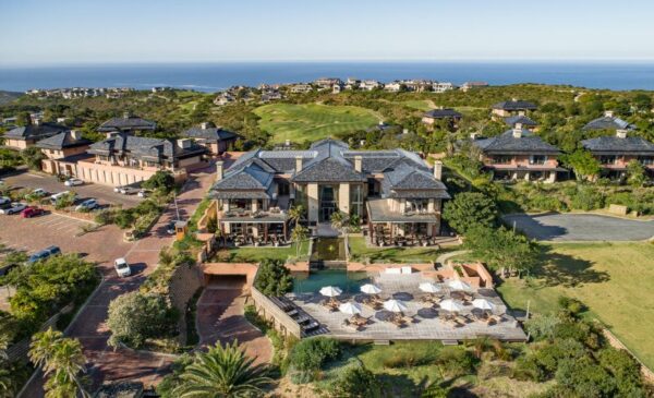 A Lavish 1-Night Stay with Breakfast and a Massage in Knysna - Image 7