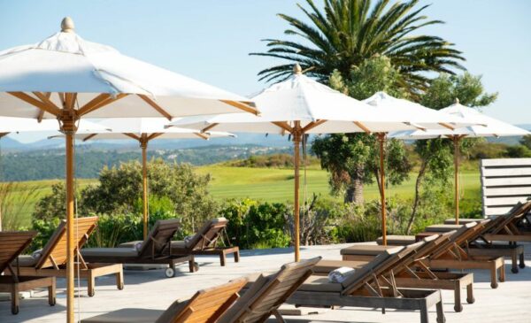 A Lavish 1-Night Stay with Breakfast and a Massage in Knysna - Image 5