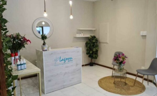 Get Acrylic Fingers and Gel Toes in Umhlanga - Image 5