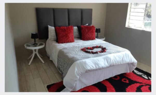 1-Night Couple's Stay and Spa Package in Pretoria - Image 2