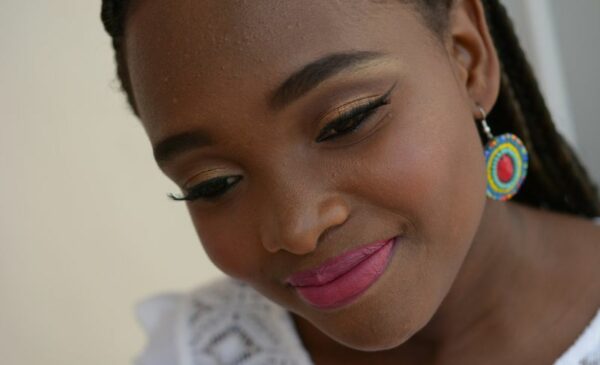 Get A Professional Make-Up and Hair Glow-Up in Westville - Image 5
