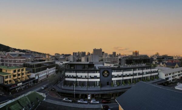 A Leisurely Hotel Stay for 2 in Cape Town - Image 6