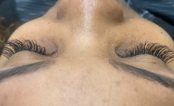 Get Professional Eyelash Extensions in Rondebosch - Image 2