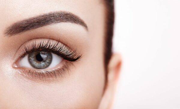 Get Professional Eyelash Extensions in Rondebosch