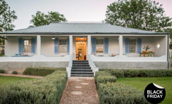 A 1-Night Stay in Oudtshoorn for 2