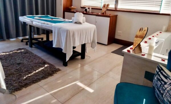 A 2-hour Couple's Pamper Package in Umhlanga Rocks - Image 6