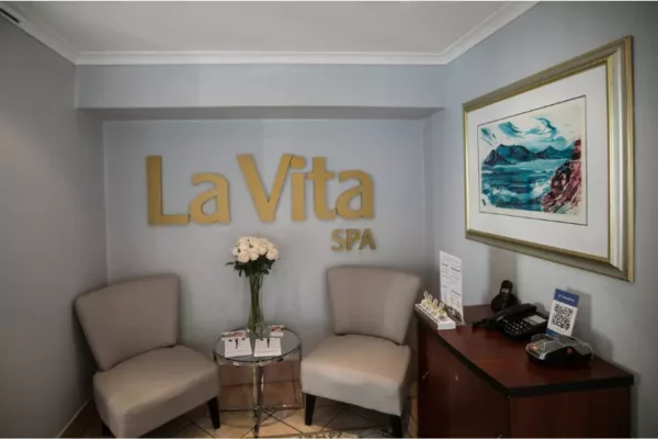 A Couple's Delight - 1-hour-&-40-min pamper package for 2 - Image 3