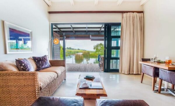 A Scenic Mid-week Stay in Stellenbosch - Image 5