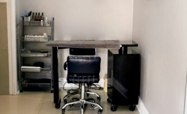 A Hot Stone Massage and Foot Ritual in Morningside - Image 4