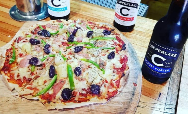 Get 2 Gourmet Pizzas for 2 People in Lanseria