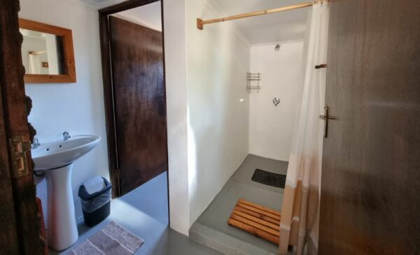 A 2-Night Cottage Stay for 4 People in Bergriver - Image 6